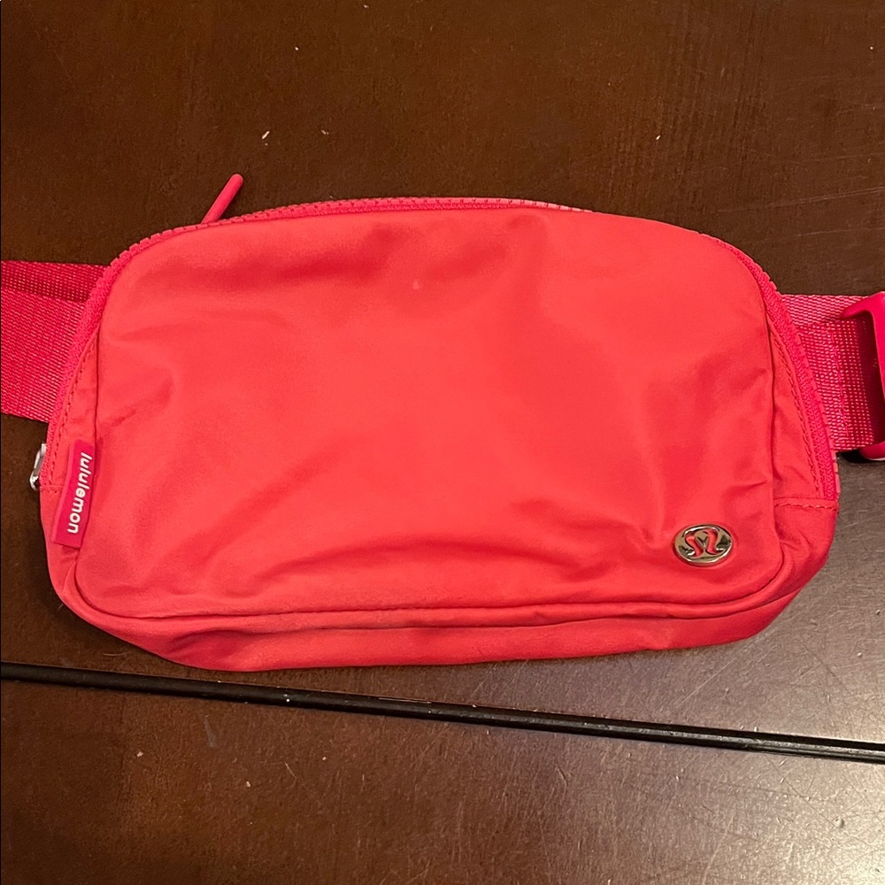 lululemon athletica Belt Bag Crossbody